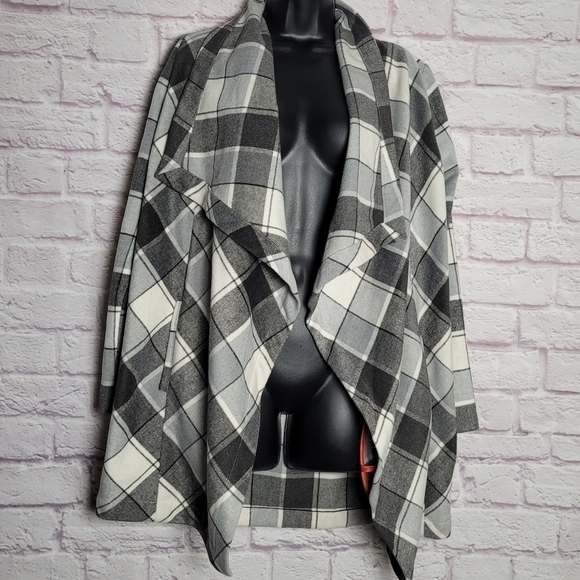 Matilda Jane Plaid Check it Twice Winter Coat XS - Picture 6 of 15
